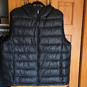 Calvin Klein Men's Dark Gray Quilted Vest